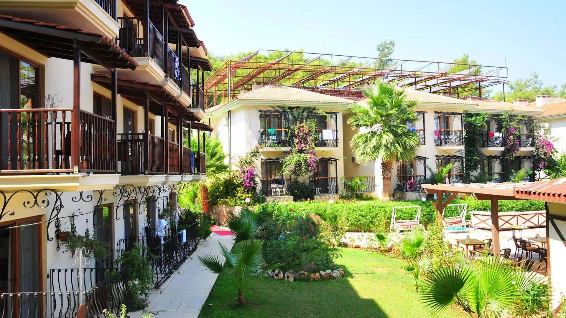 Telmessos Neva Hotel 厄吕代尼兹